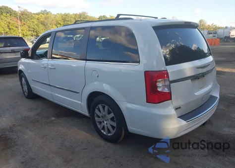 2015 Chrysler Town & Country Touring from USA, damaged, VIN 2C4RC1BG0FR587667